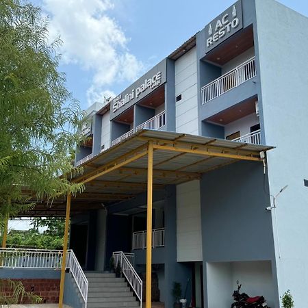 Hotel Shalini Palace Ratnāgiri Exterior foto